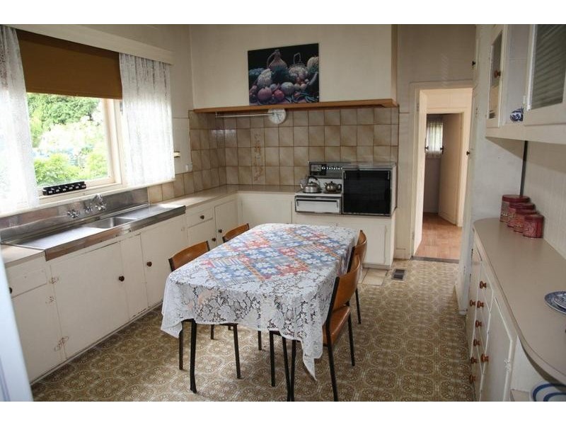 275 MacKenzie Street, Golden Square VIC 3555