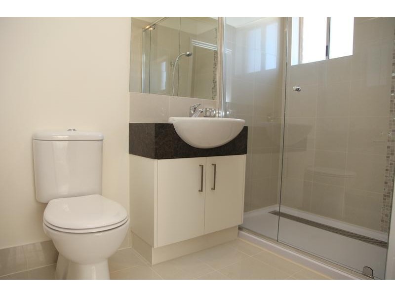 11 Robertson Street, Epsom VIC 3551