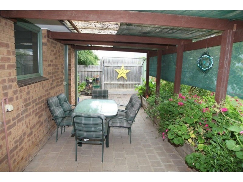 3 Muir Street, Kangaroo Flat VIC 3555