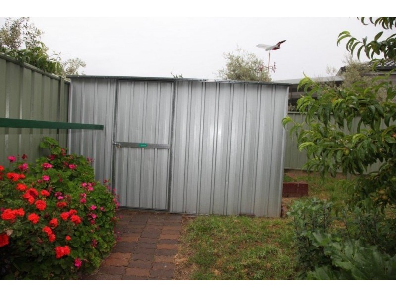 3 Muir Street, Kangaroo Flat VIC 3555