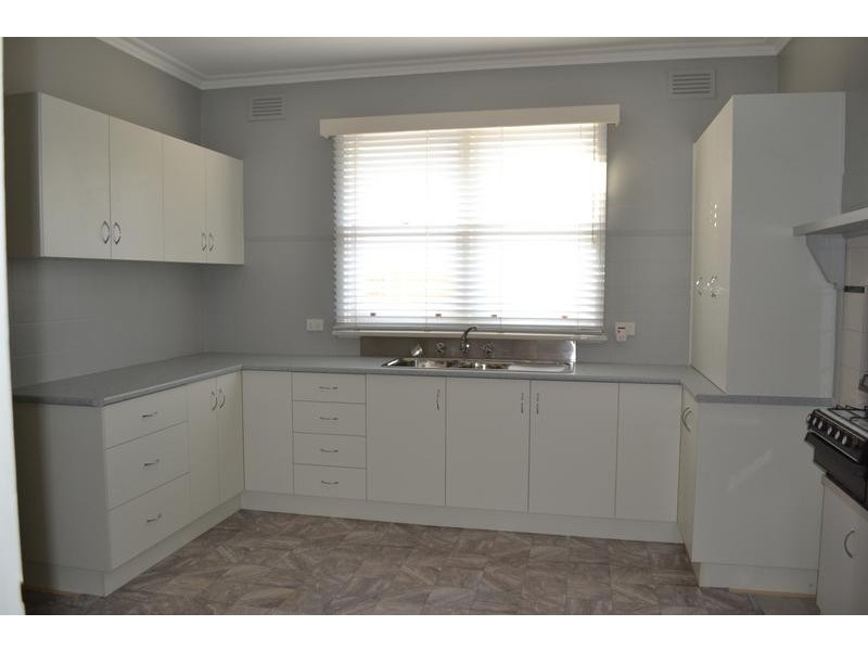96 Booth Street, Golden Square VIC 3555