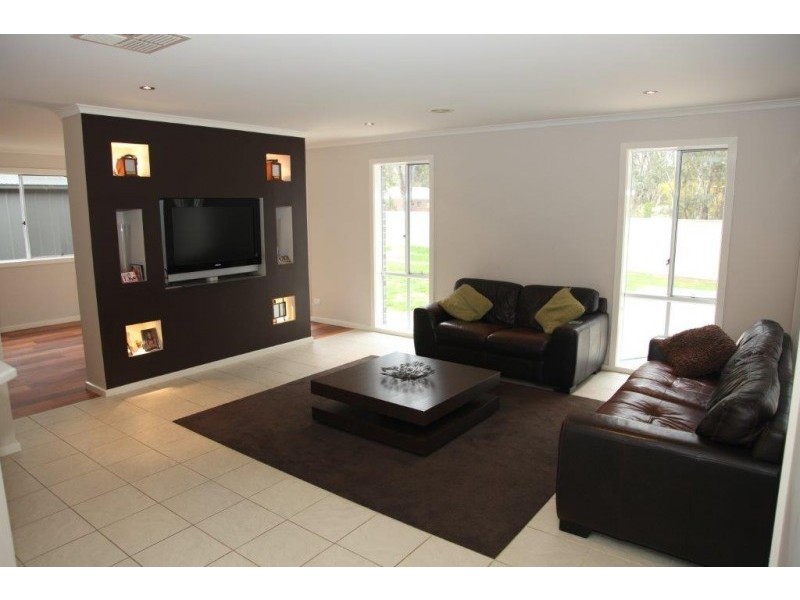 3 Young Court, Strathfieldsaye VIC 3551