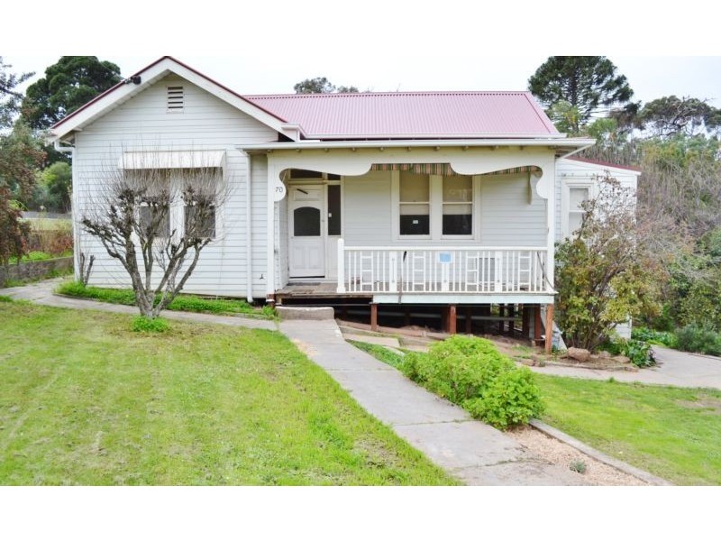 70 Honeysuckle Street, Bendigo VIC 3550