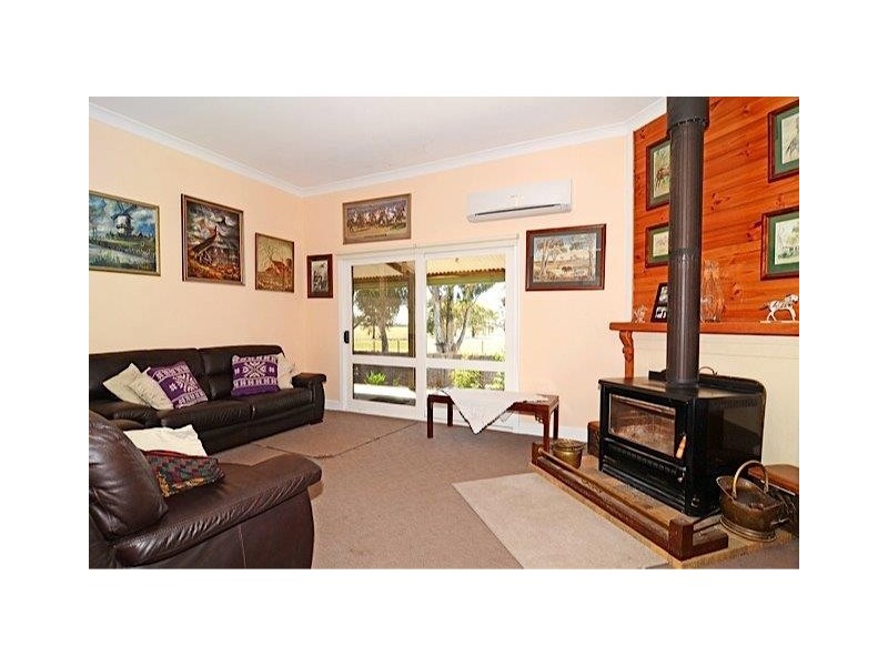 40 Tinklers Lane, Neilborough VIC 3570