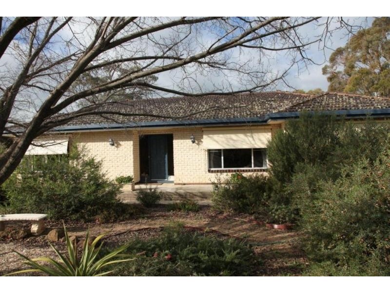 8 Parkview Drive, Serpentine VIC 3517