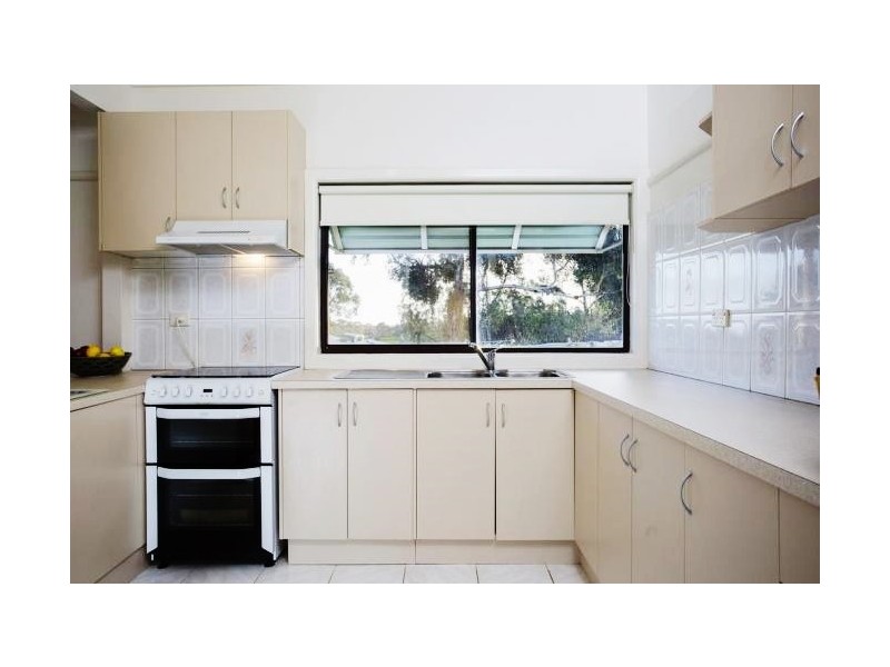 5 Wilson Street, Sailors Gully VIC 3556