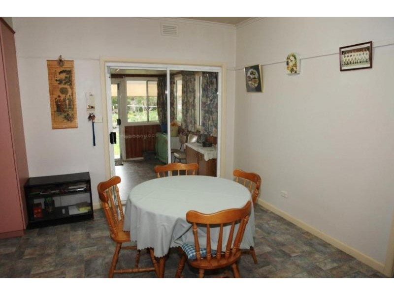 25 Grant Street, Goornong VIC 3557