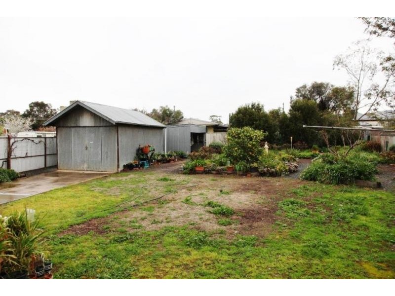 25 Grant Street, Goornong VIC 3557