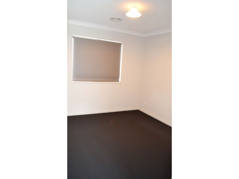 11 National Parade, Eaglehawk VIC 3556