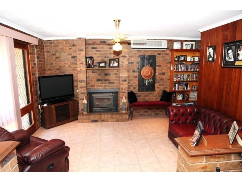 32 Pine Grove, Goornong VIC 3557