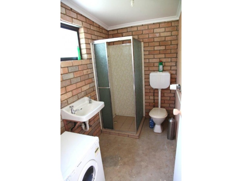 32 Pine Grove, Goornong VIC 3557