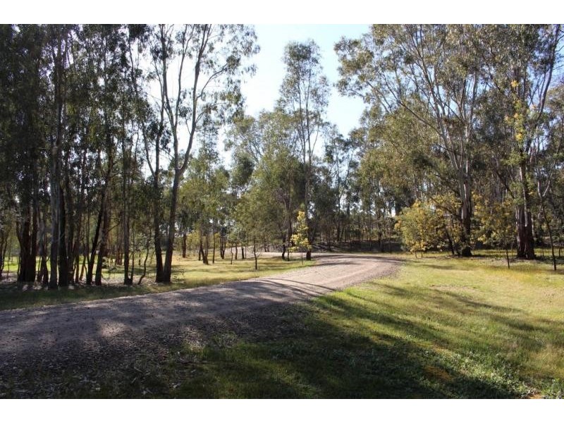 40 Pentlands Road, Mandurang VIC 3551