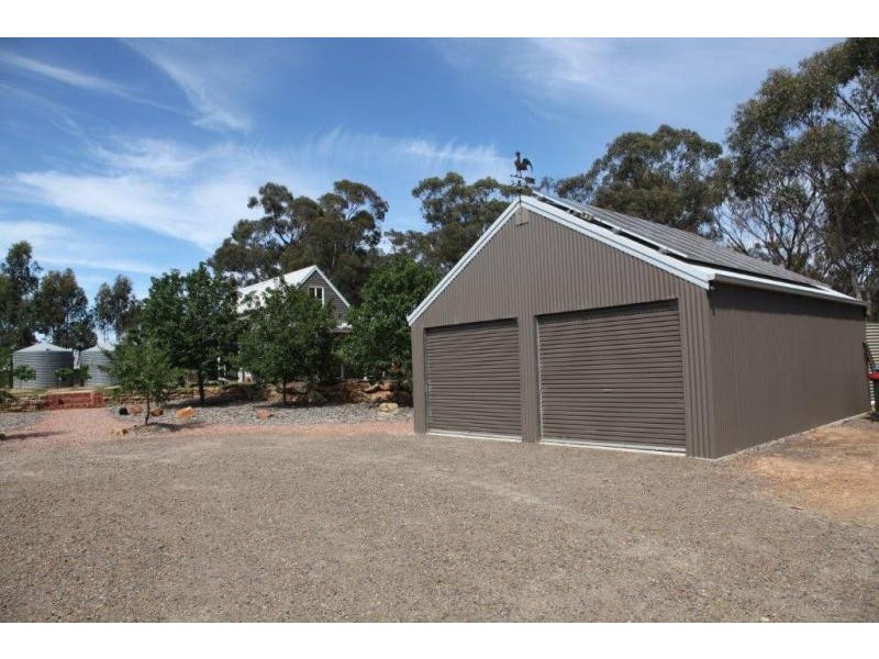 40 Pentlands Road, Mandurang VIC 3551