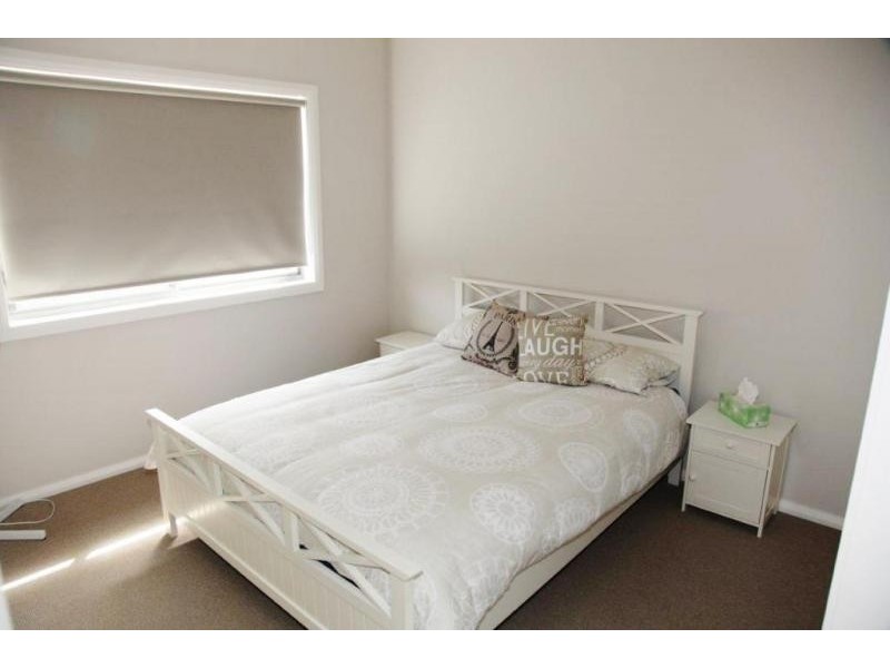 10 Sundew Drive, Kangaroo Flat VIC 3555