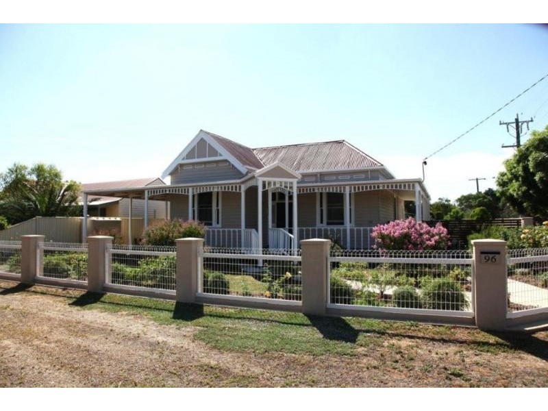 96 Hervey, Elmore VIC 3558