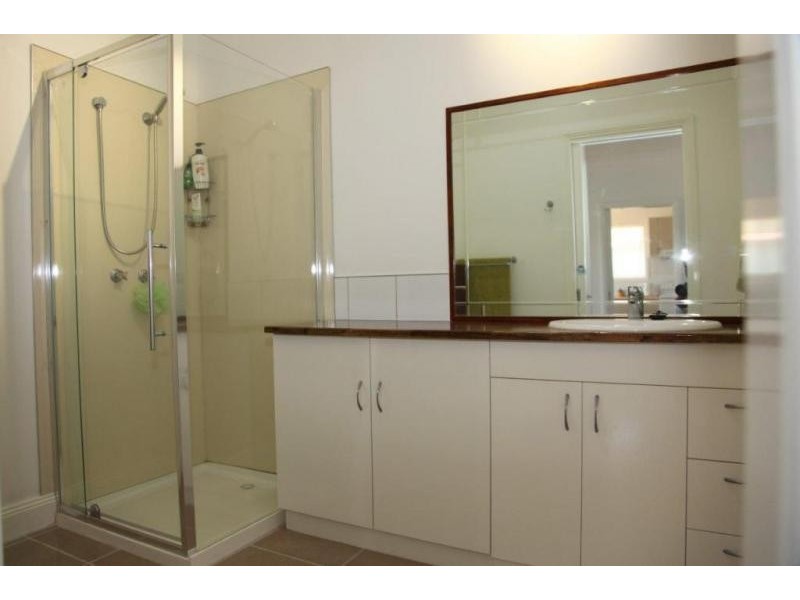 96 Hervey, Elmore VIC 3558