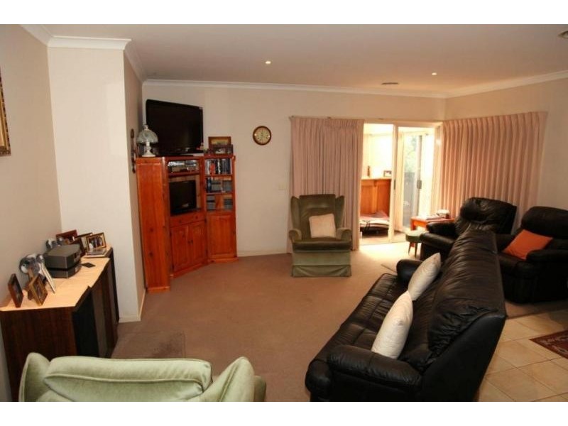 30a Rose St, Golden Square VIC 3555