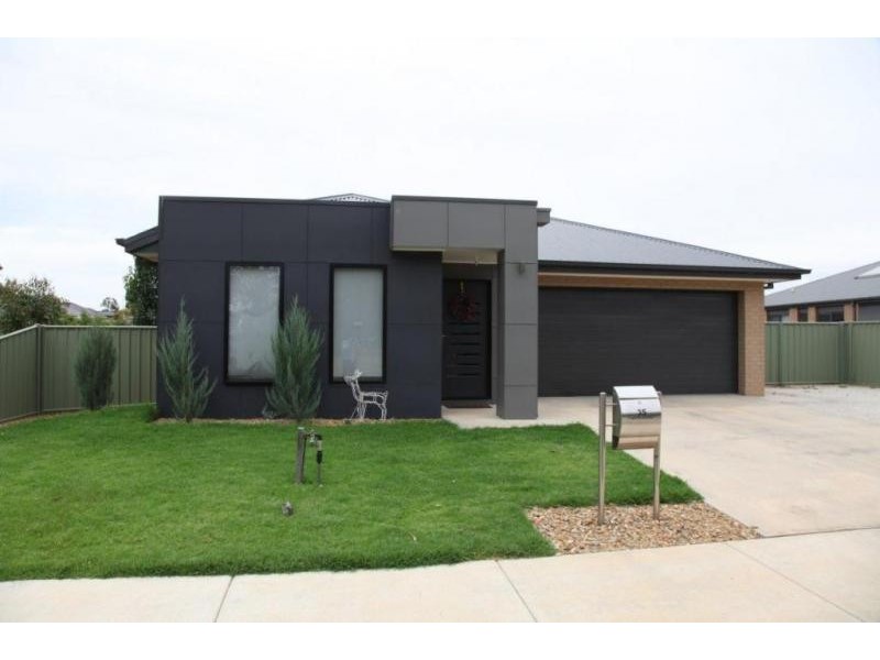 35 Sanctuary Boulevard, Maiden Gully VIC 3551