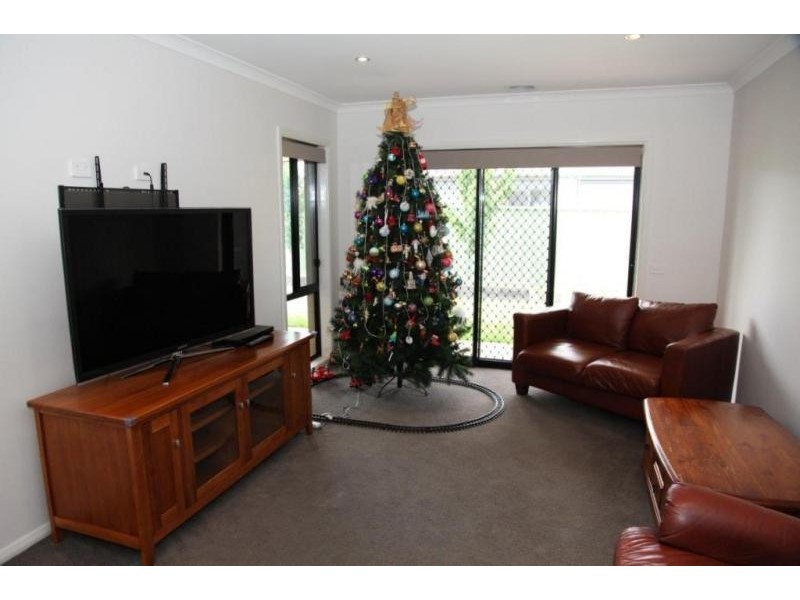 35 Sanctuary Boulevard, Maiden Gully VIC 3551