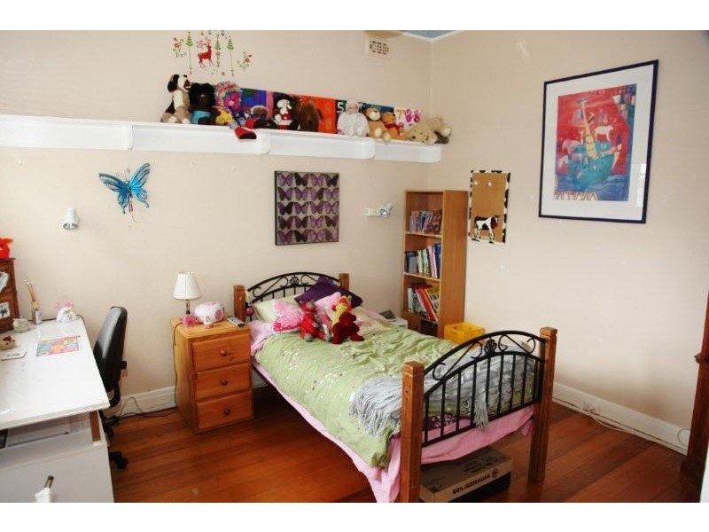 8 Nelson Street, East Bendigo VIC 3550