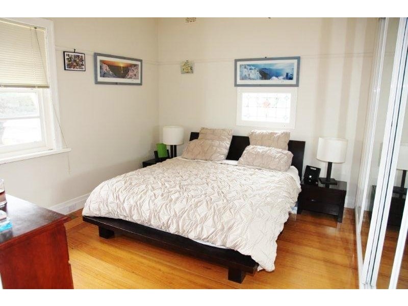 8 Nelson Street, East Bendigo VIC 3550