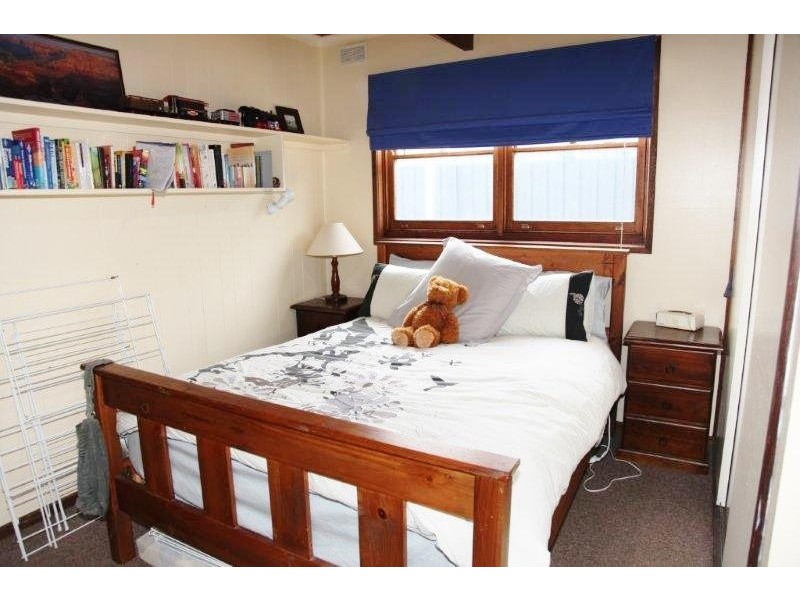 8 Nelson Street, East Bendigo VIC 3550