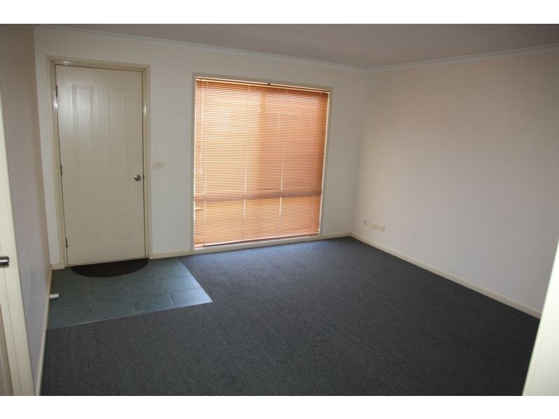 3/27 Little Breen Street, Quarry Hill VIC 3550
