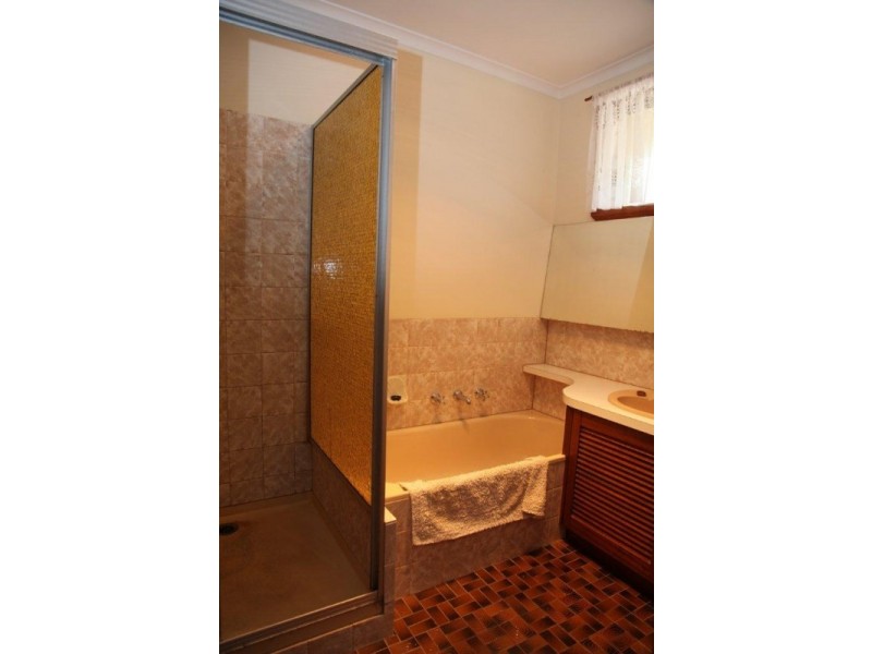 24 Tyler, Goornong VIC 3557