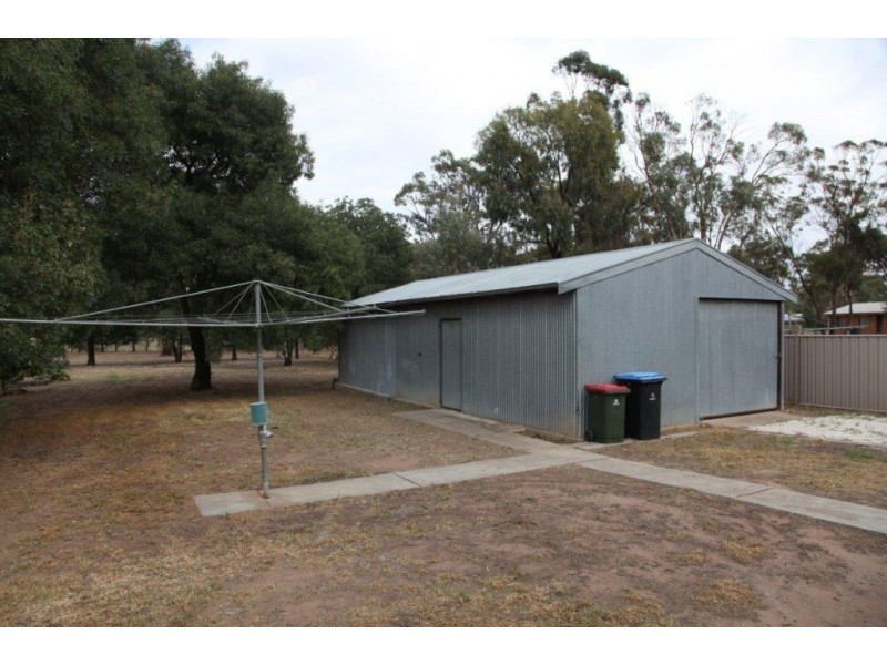 24 Tyler, Goornong VIC 3557