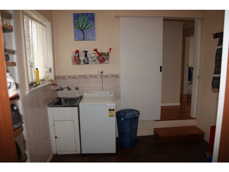 35 Glencoe Street, Kennington VIC 3550