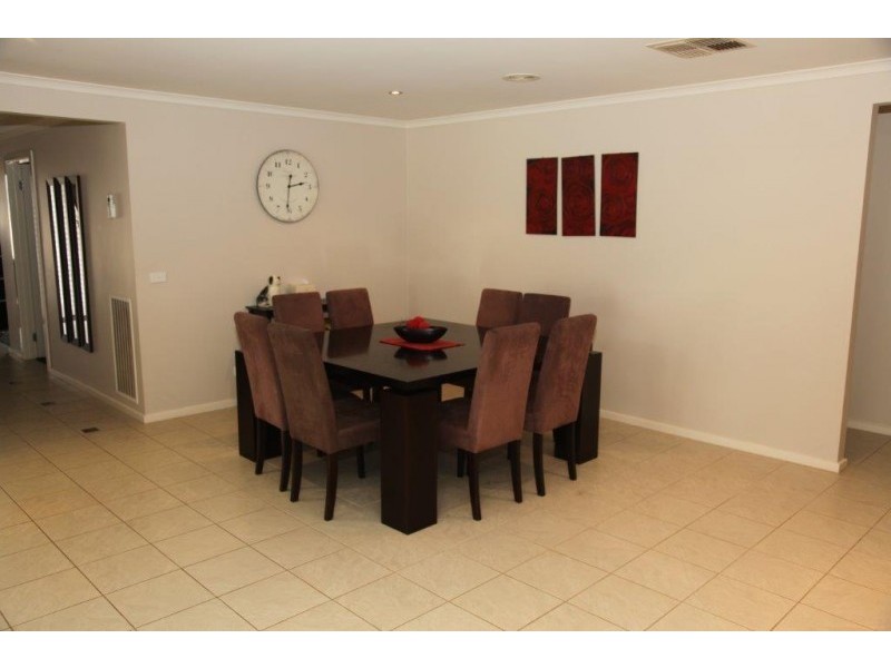 3 Young Court, Strathfieldsaye VIC 3551