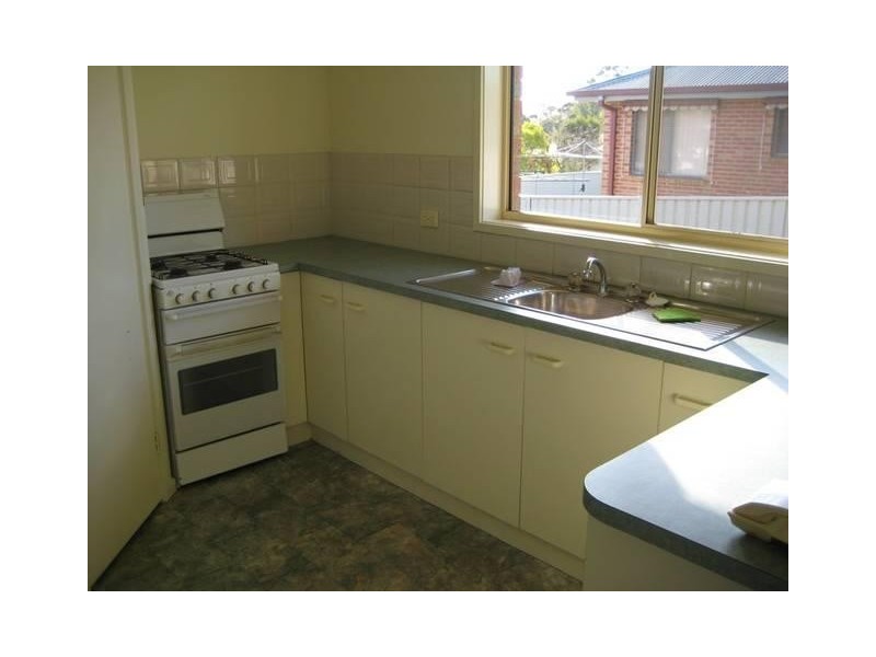 13 Cross Street, Kangaroo Flat VIC 3555