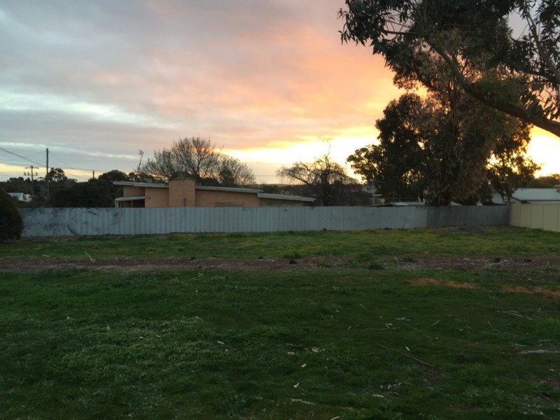 1a Whipstick Rd, Eaglehawk VIC 3556