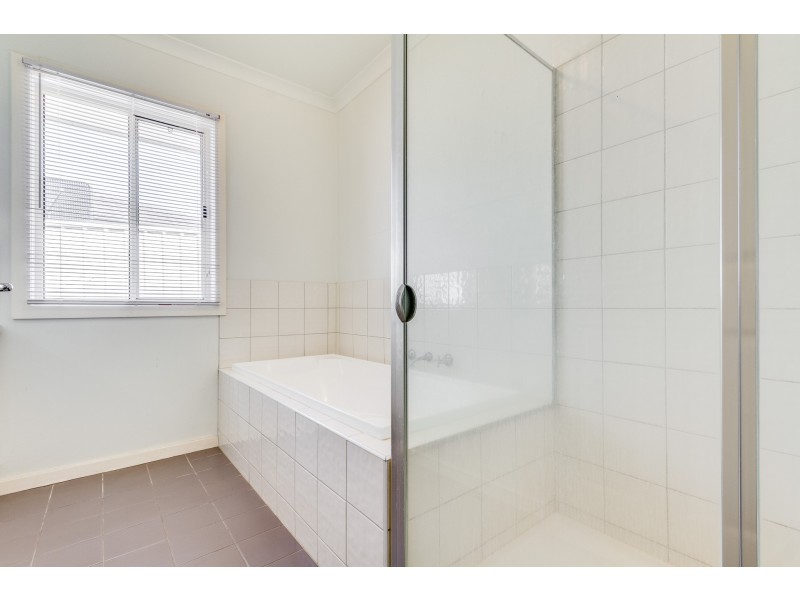 25 Arthurs Crescent, Strathfieldsaye VIC 3551