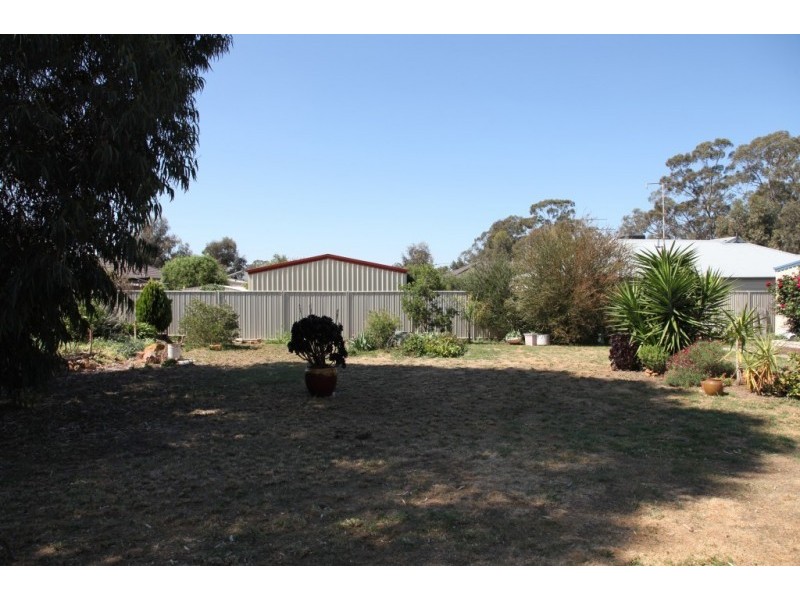 117 Simpson Road, Eaglehawk VIC 3556