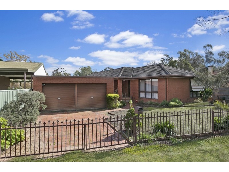 99 Michie, Elmore VIC 3558
