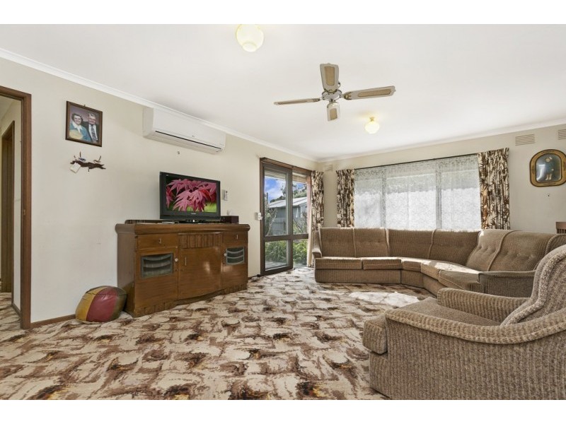 99 Michie, Elmore VIC 3558