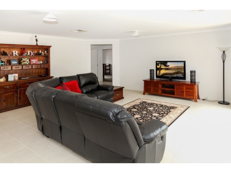 14 Botany Drive, Junortoun VIC 3551
