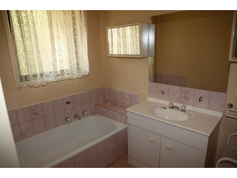 1/2-4 Kirby Street, Golden Square VIC 3555