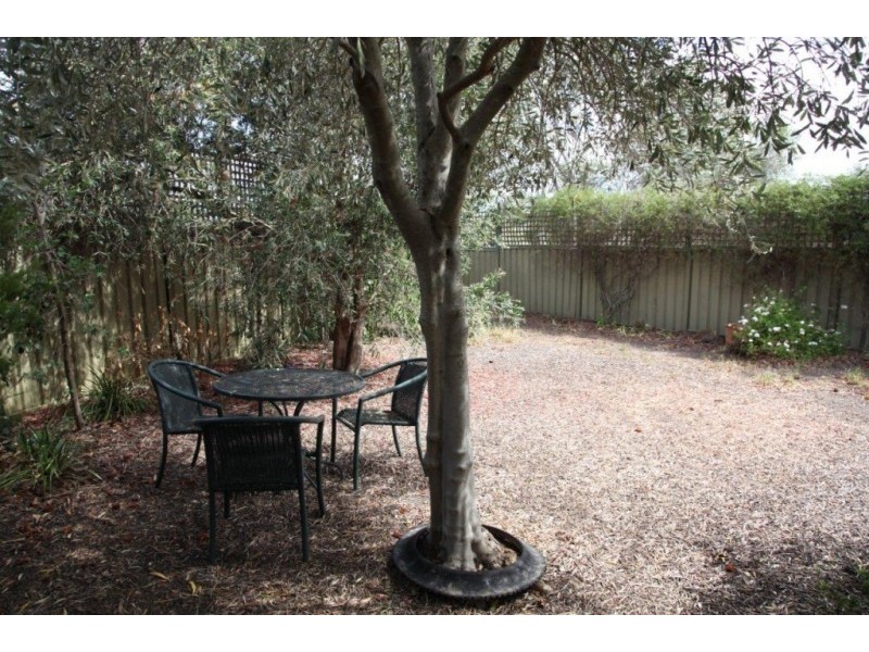 1/2-4 Kirby Street, Golden Square VIC 3555