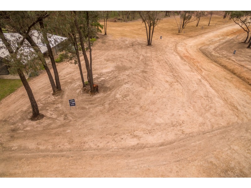 19 Lee Street, Kangaroo Flat VIC 3555