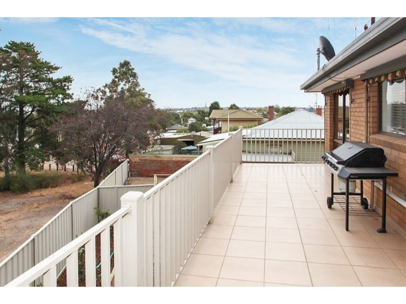 28 SKENE STREET, Kennington VIC 3550