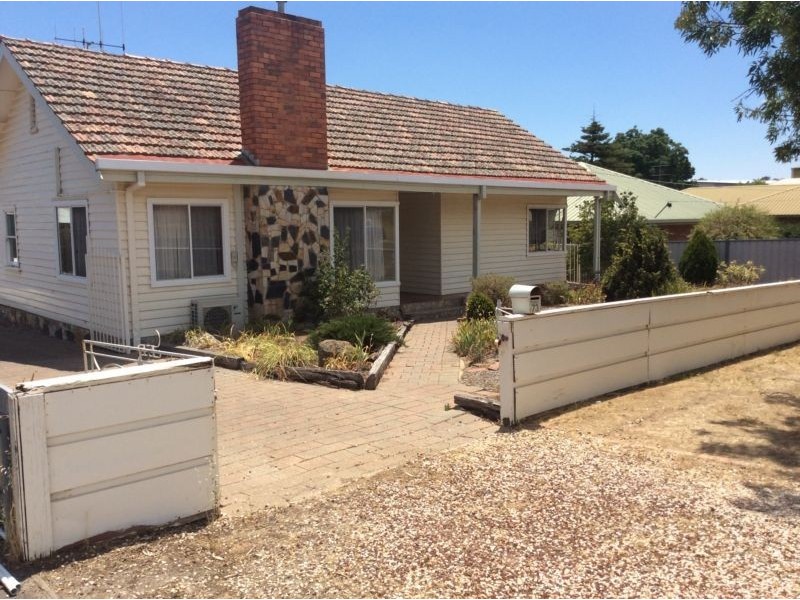 73 Powells Avenue, East Bendigo VIC 3550