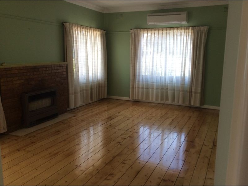 73 Powells Avenue, East Bendigo VIC 3550