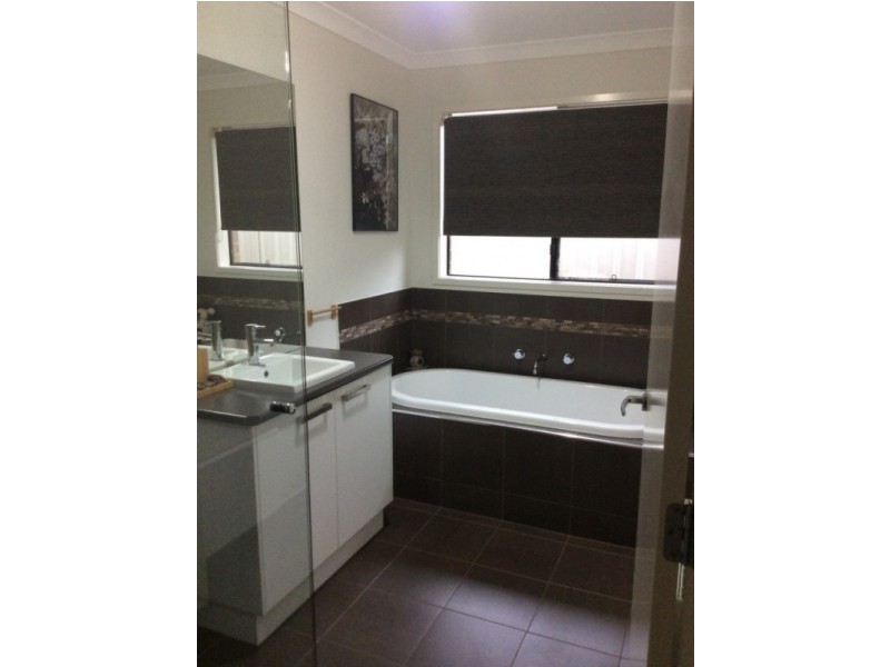 6 Gummin Court, Marong VIC 3515