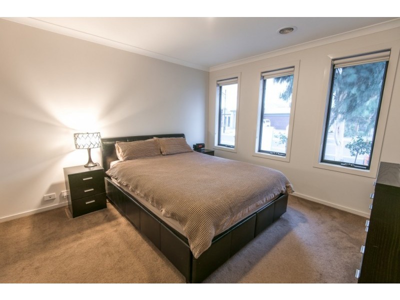 16 O’Neill Court, Epsom VIC 3551