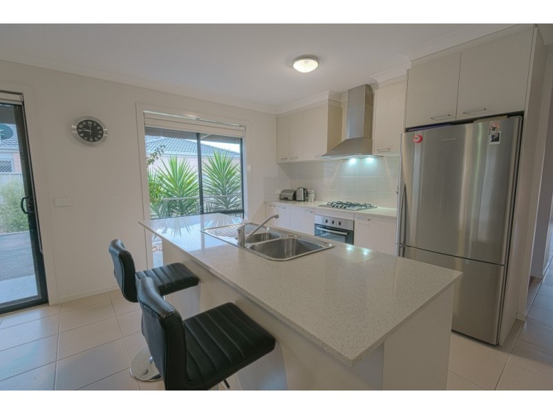 16 O’Neill Court, Epsom VIC 3551