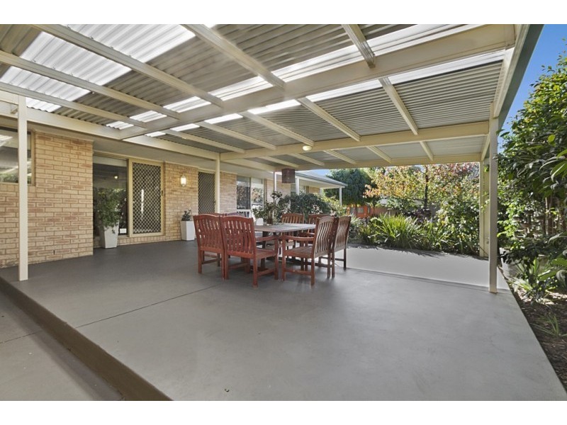 10 Peace Street, Kangaroo Flat VIC 3555