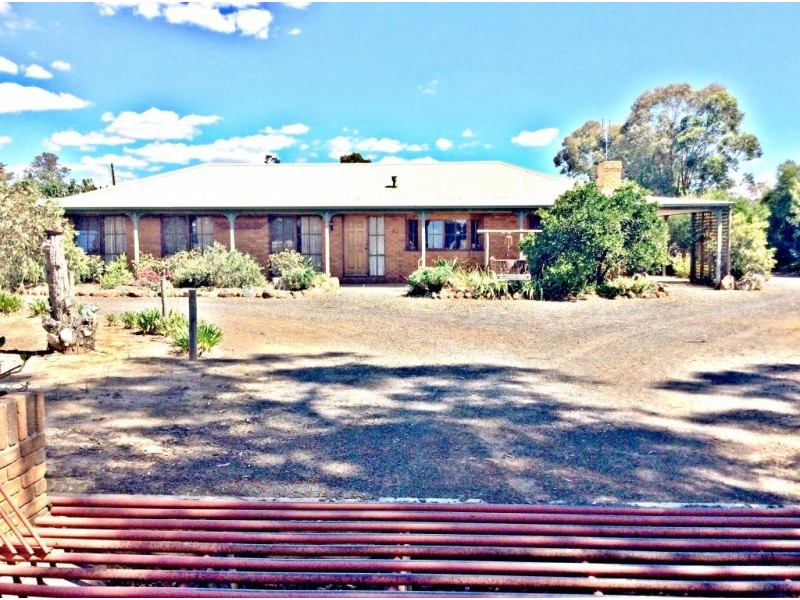 811 Edwards Road, Marong VIC 3515