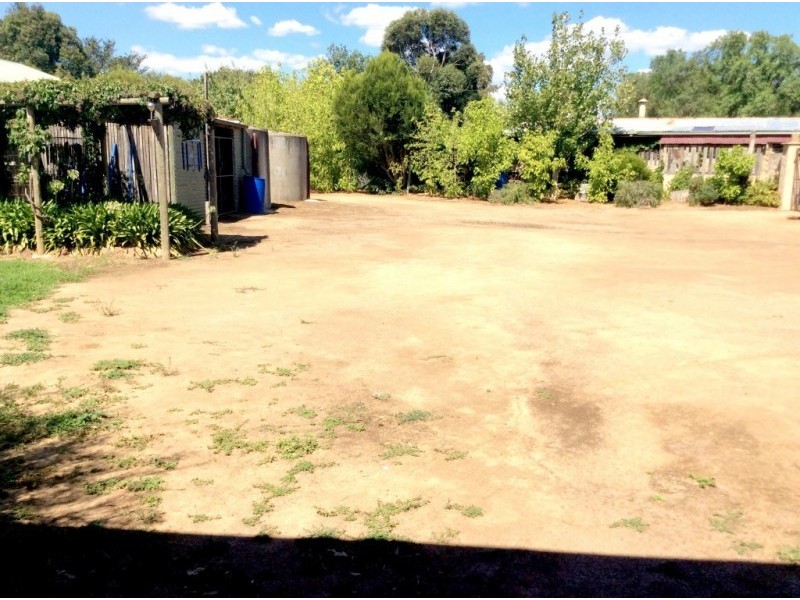 811 Edwards Road, Marong VIC 3515